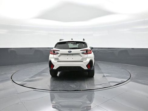 Used 2024 Subaru Crosstrek 2.0i Premium image 11