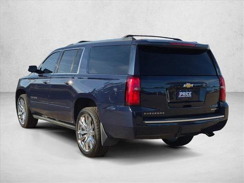 Used 2019 Chevrolet Suburban Premier w/ Premier Plus Edition AWD/4WD image 8