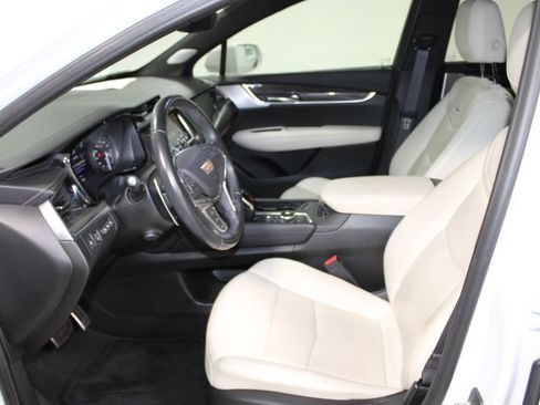 Used 2020 Cadillac XT5 Sportv AWD/4WD image 17