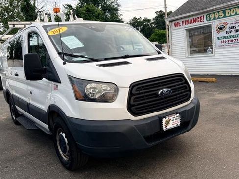 Used 2017 Ford Transit 250 130 Low Roof RWD image 4
