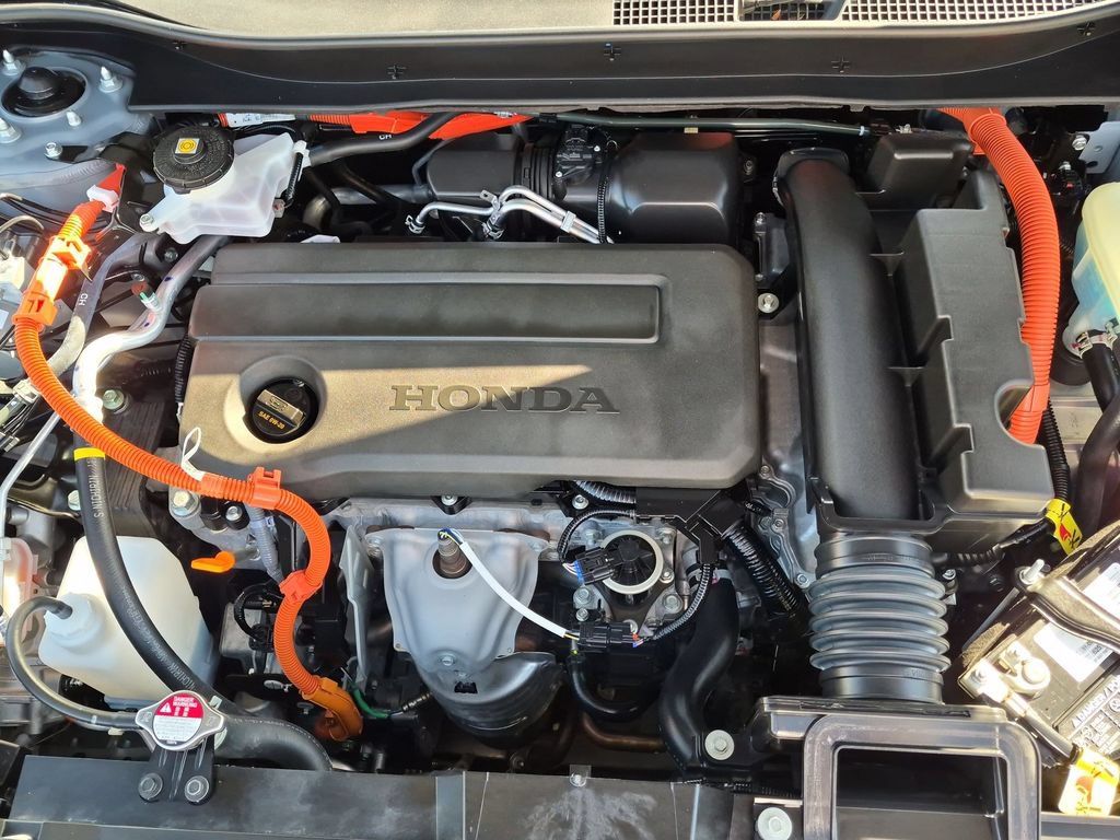 Used 2025 Honda CR-V Sport-L image 9