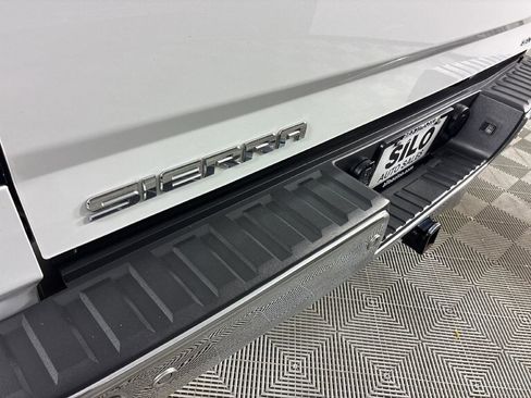 Used 2018 GMC Sierra 1500 SLT image 8