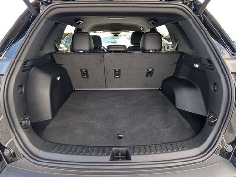 Used 2025 Chevrolet Equinox ACTIV w/ Safety and Technology Package image 12