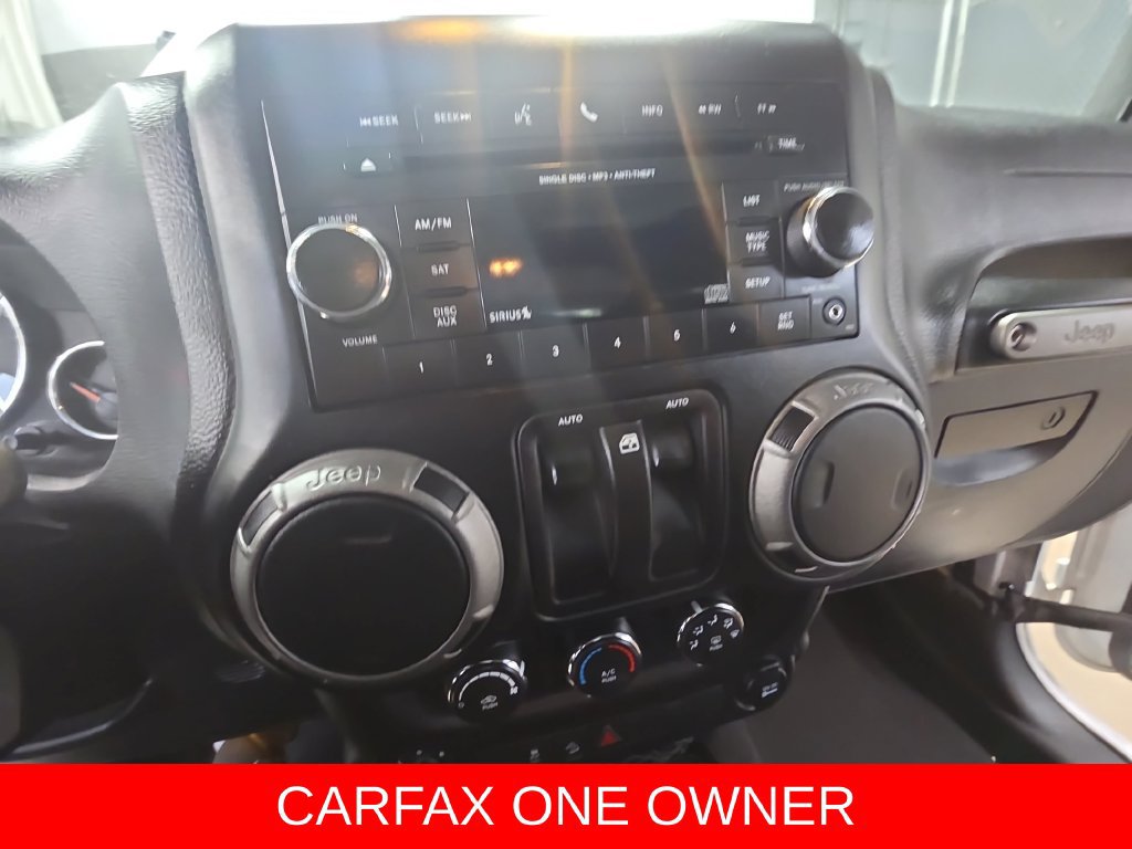 Used 2015 Jeep Wrangler Sport w/ Quick Order Package 24S AWD/4WD image 22