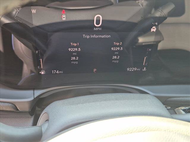 Used 2024 Buick Envista Sport Touring w/ Convenience I Package FWD image 11