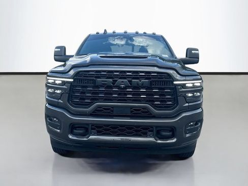 Used 2025 RAM 3500 Limited AWD/4WD image 2