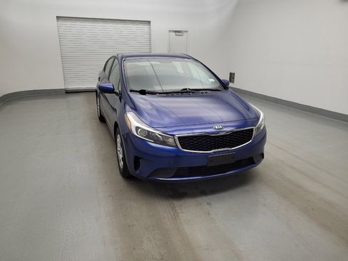Used 2017 Kia Forte LX FWD image 14
