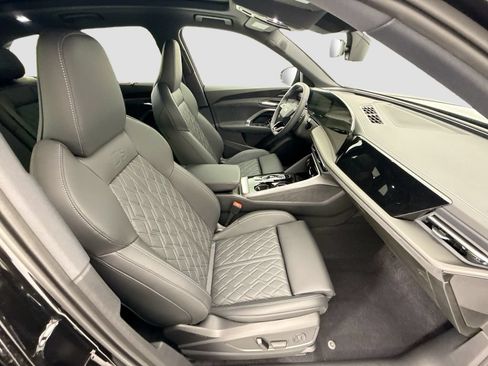 New 2026 Audi SQ5 Premium Plus AWD/4WD image 19