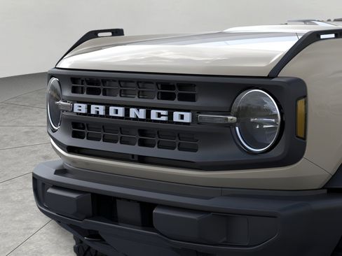 New 2025 Ford Bronco 4-Door w/ Sasquatch Package AWD/4WD image 19