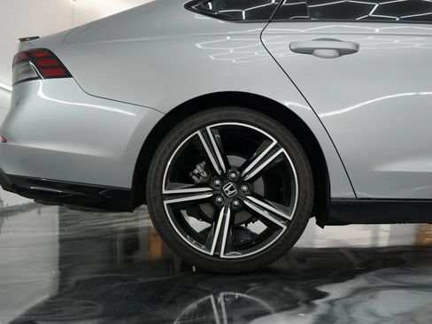 Used 2024 Honda Accord Sport image 6