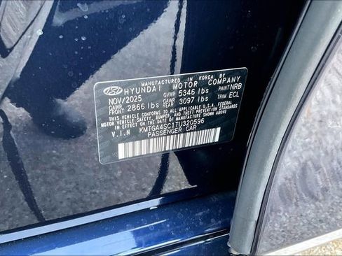 New 2026 Genesis G80 2.5T image 13