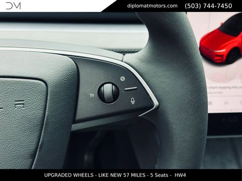 Used 2026 Tesla Model Y AWD image 29