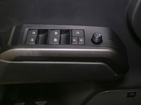 Used 2022 Toyota Tacoma TRD Off-Road w/ TRD Premium Off Road Package AWD/4WD image 42