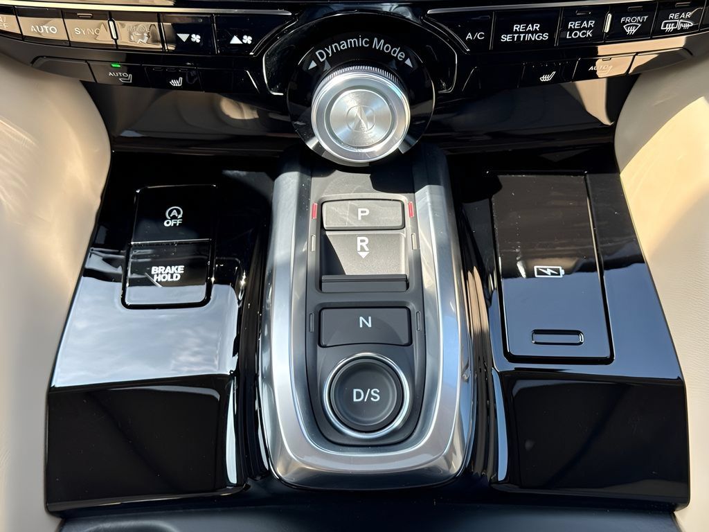Used 2026 Acura MDX w/ Technology Package FWD image 17
