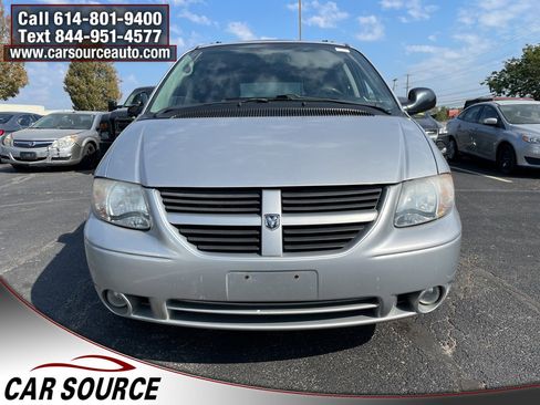 Used 2005 Dodge Grand Caravan SXT image 14