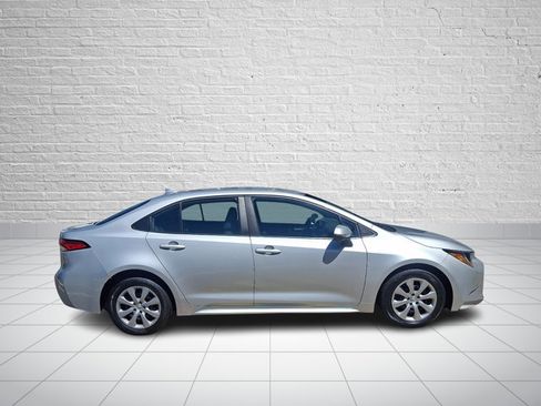 Used 2023 Toyota Corolla LE FWD image 7