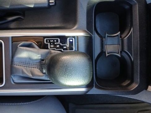 Used 2021 Toyota Tacoma SR5 image 39