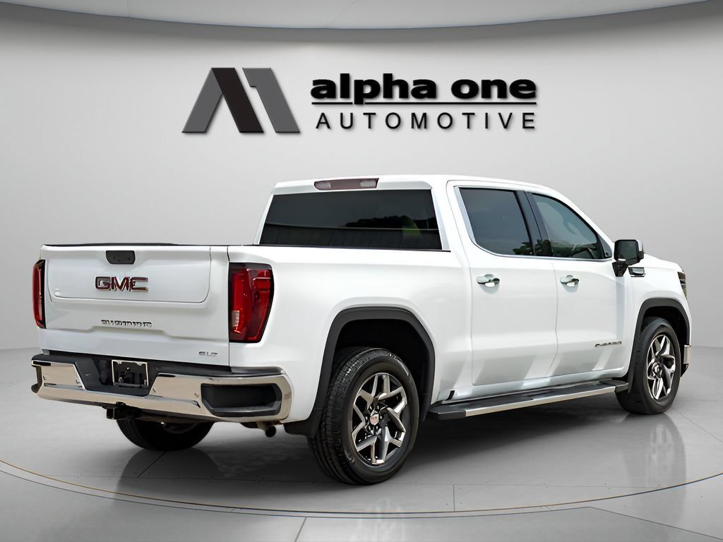 Used 2022 GMC Sierra 1500 SLT RWD image 7