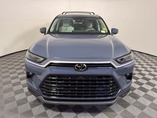 Used 2026 Toyota Grand Highlander AWD image 9
