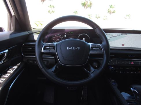 Used 2025 Kia Telluride SX Prestige X-Pro AWD/4WD image 27