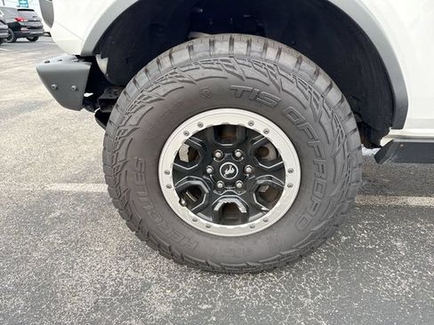 Used 2022 Ford Bronco Badlands AWD/4WD image 10