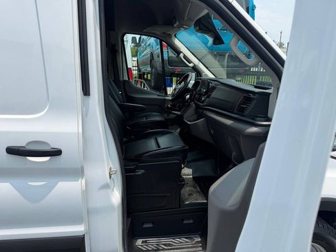 Used 2023 Ford Transit 250 148 High Roof Extended RWD image 14