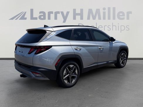 Used 2025 Hyundai Tucson SEL FWD image 5