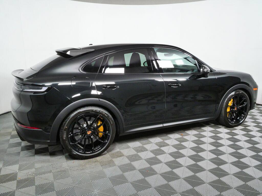 New 2026 Porsche Cayenne Turbo GT AWD/4WD image 28