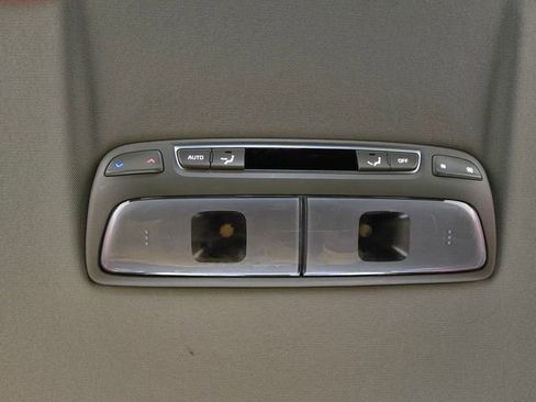 Used 2025 Kia Telluride S FWD image 25