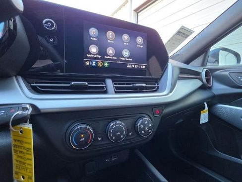 New 2026 Chevrolet Trax RS w/ Driver Confidence Package FWD image 17