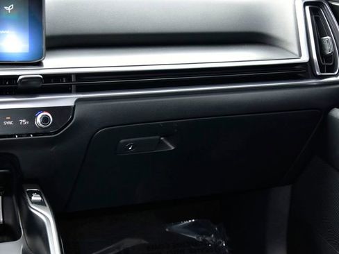 Certified 2025 Kia Sorento EX w/ EX Panoramic Sunroof Package image 20