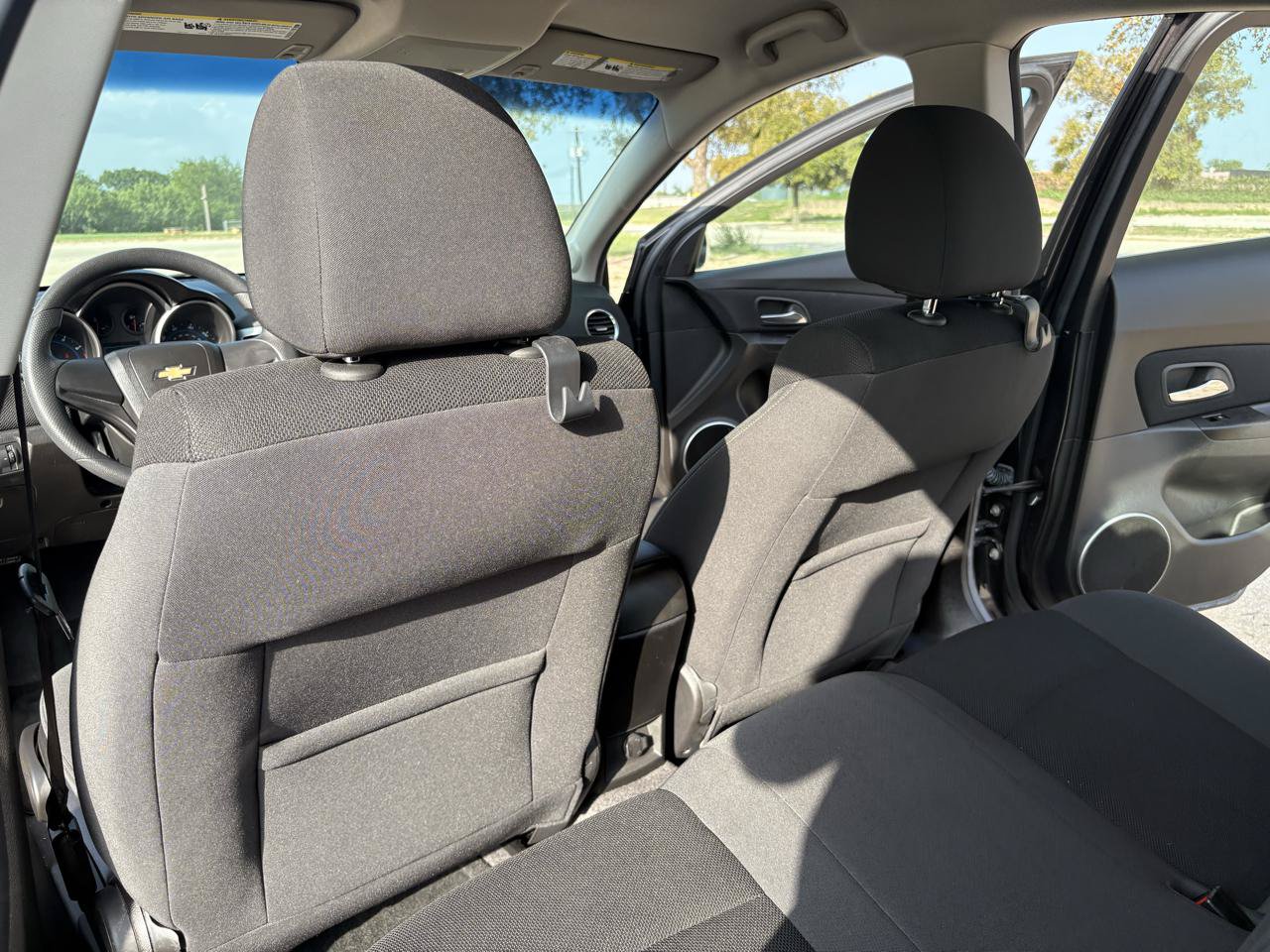 Used 2011 Chevrolet Cruze LT FWD image 34