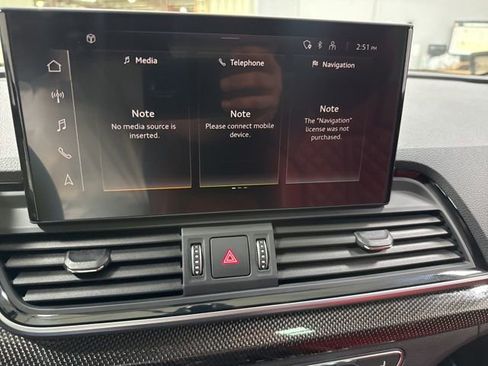 Used 2024 Audi SQ5 Premium Plus w/ Premium Plus Package image 21