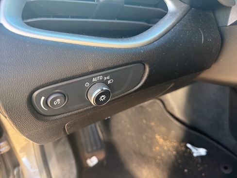 Used 2024 Chevrolet Malibu LT image 13