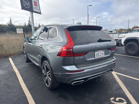 Used 2018 Volvo XC60 T6 R-Design w/ Convenience Package image 4