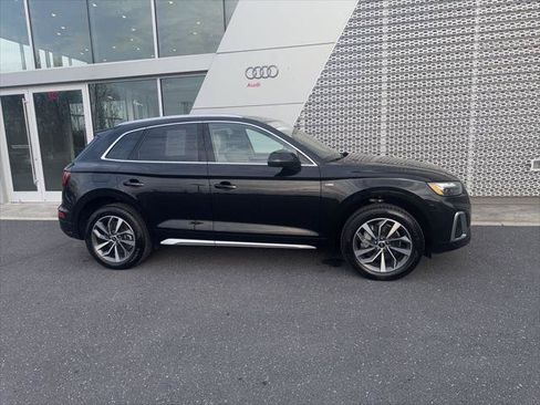 Used 2025 Audi Q5 2.0T Premium Plus w/ Premium Plus Package AWD/4WD image 2