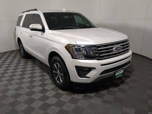 Used 2019 Ford Expedition XLT w/ Equipment Group 202A RWD image 14