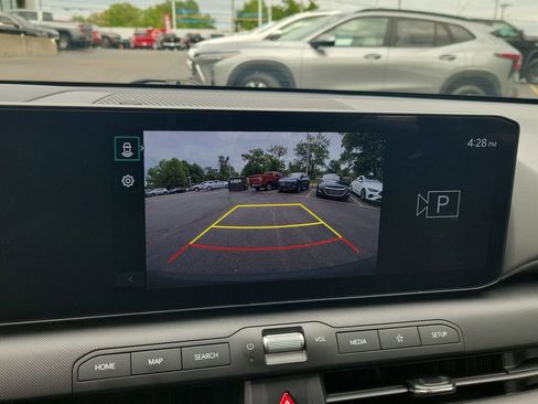 Used 2025 Kia K4 FWD image 32