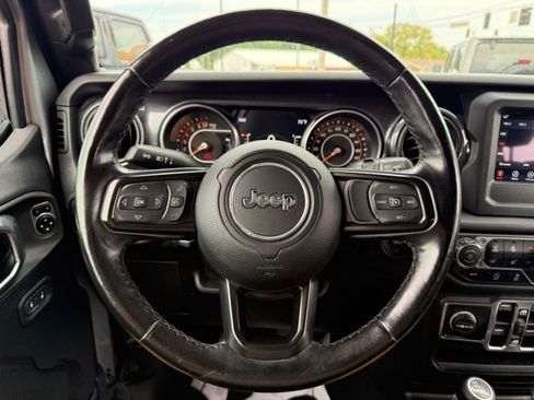 Used 2020 Jeep Wrangler Unlimited Sport AWD/4WD image 18