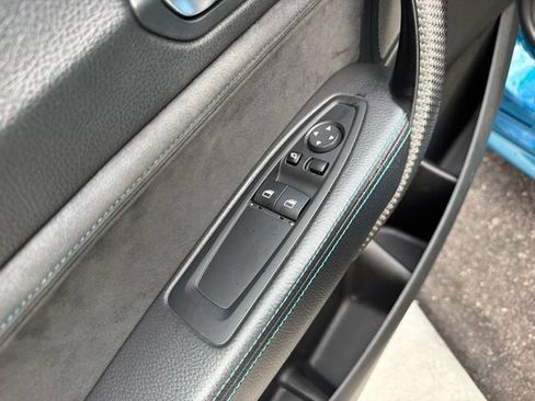 Used 2018 BMW M2 RWD image 15