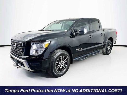 Used 2024 Nissan Titan SV w/ SV Convenience Package image 1