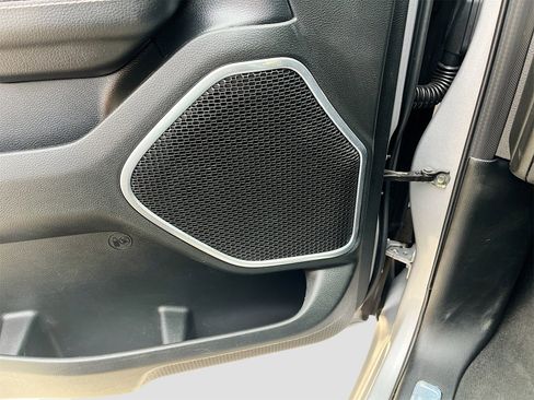 Used 2020 RAM 1500 Laramie image 19