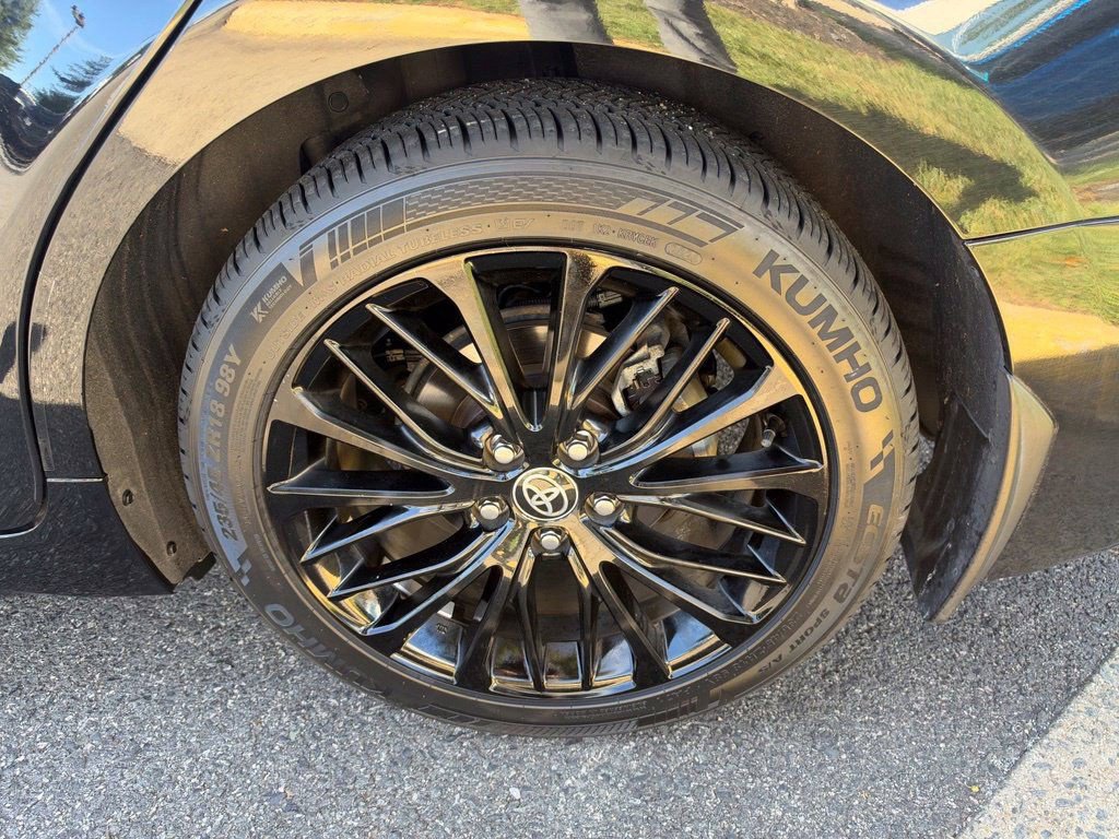 Used 2022 Toyota Camry SE w/ Convenience Package FWD image 14