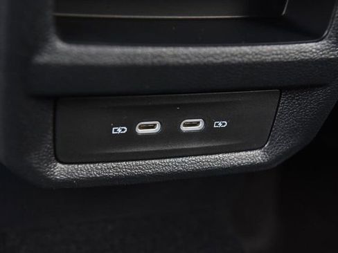 New 2026 Volkswagen Taos SEL image 25