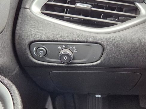 Used 2024 Chevrolet Malibu LT image 31