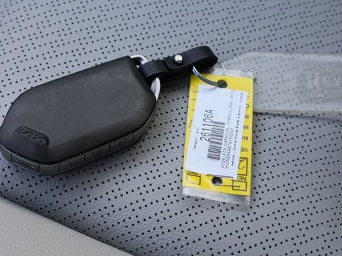 Used 2026 Kia Carnival SX Prestige FWD image 35