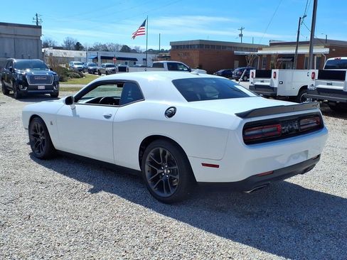 Used 2021 Dodge Challenger R/T Scat Pack image 5