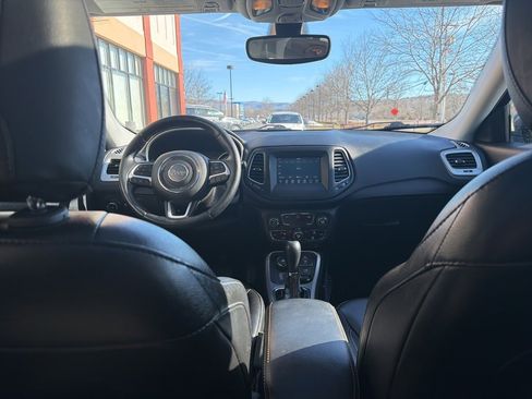 Used 2020 Jeep Compass Latitude w/ Cold Weather Group image 36