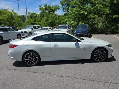Used 2021 BMW 430i Coupe w/ M Sport Package RWD image 2