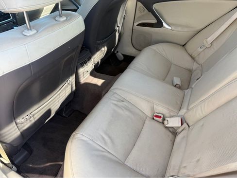 Used 2012 Lexus IS 250 w/ Premium Pkg Value Edition RWD image 13